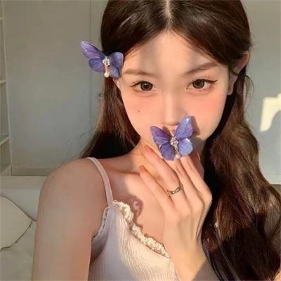 亚历克斯与艾玛