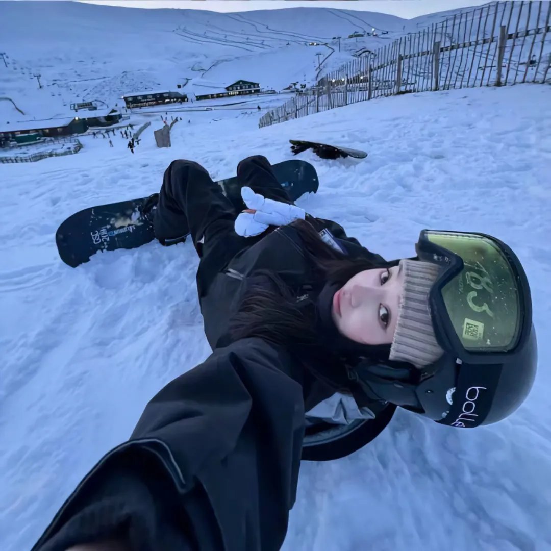 闪婚后霸总每天在线求宠