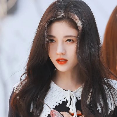 这个少侠有点冷